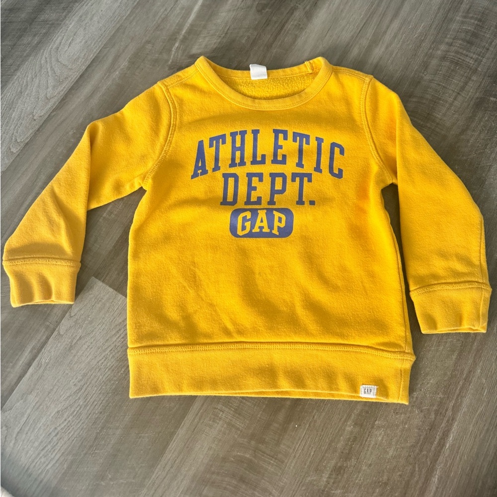 GAP Sweatshirt